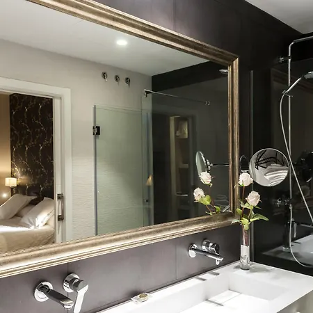 Apartment Murillo Alcazar *